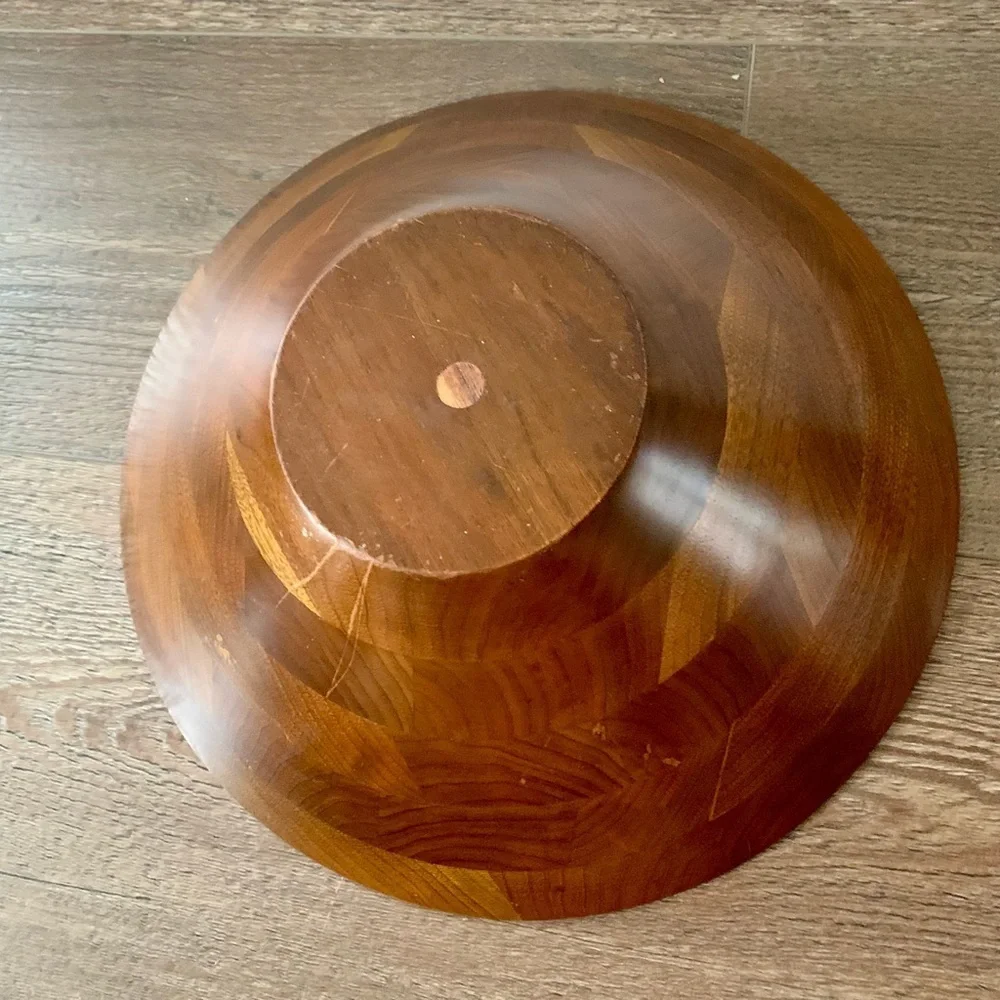 Vintage Mid. Century Walnut Salat Bowl 14”